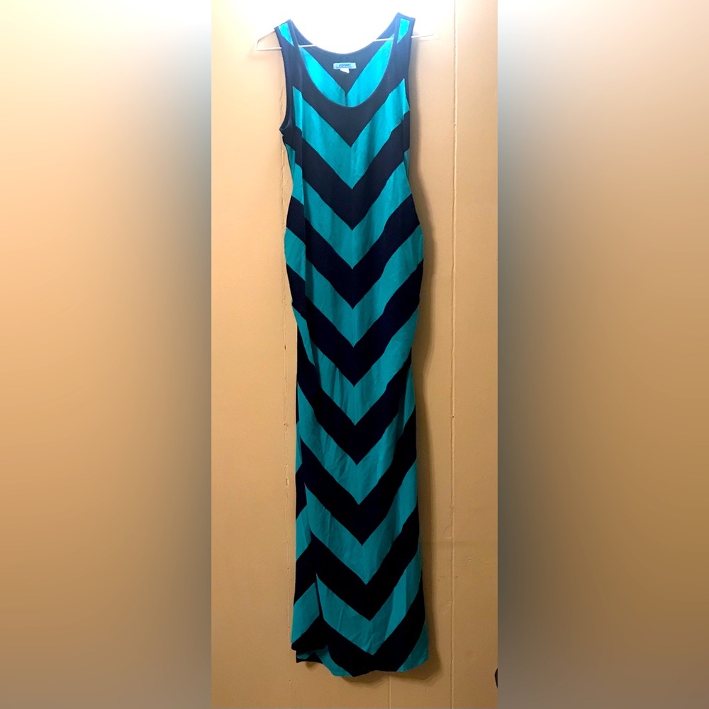 Old Navy Maternity Chevron Patterned Maxi Dress